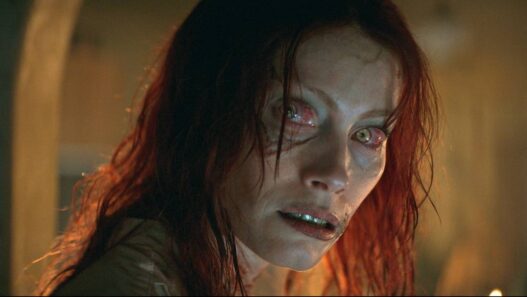Evil Dead Burn: Primeiro vislumbre do terror em 2026