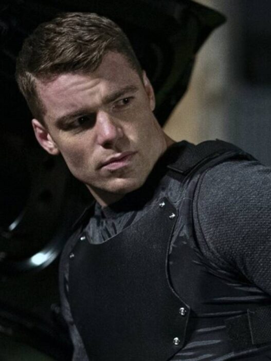 Ator Sai de Série de Ação da Netflix Antes da 3ª Temporada