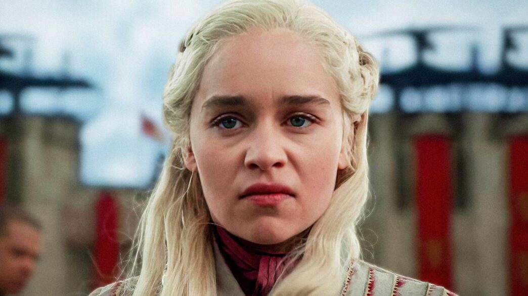 Emilia Clarke critica reações negativas ao final de Game of Thrones