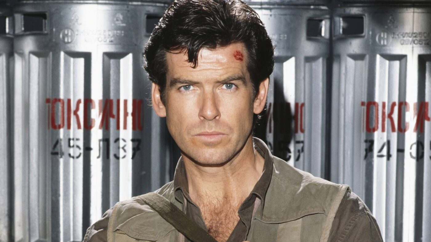 Pierce Brosnan retorna como 007: GoldenEye chega aos cinemas