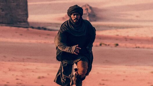 The Gorge: Filme de ação com USu0024 150 milhões finalmente estreia