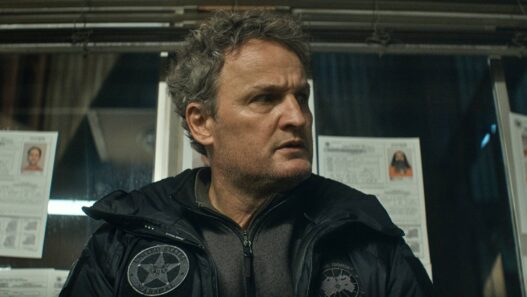 Jason Clarke em novo thriller de ação: assista ao trailer