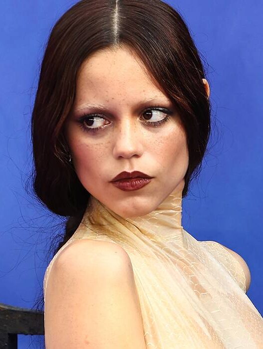 Jenna Ortega: Adeus ao polêmico drama de professora e aluno em breve