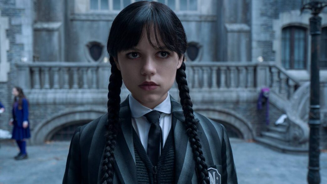 Os 10 Melhores Cenários de Fantasia em Séries: #1 Indiscutível