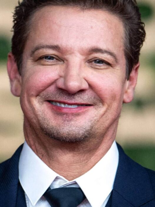 Jeremy Renner: Paródia em 28 Anos Depois Substitui o Ator