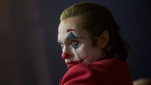 Novo Joker do DCEU em imagens de Clayface, de Mike Flanagan
