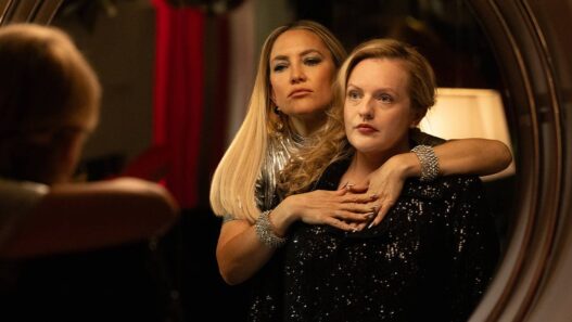 Kate Hudson e Elisabeth Moss em novo clipe de Shell
