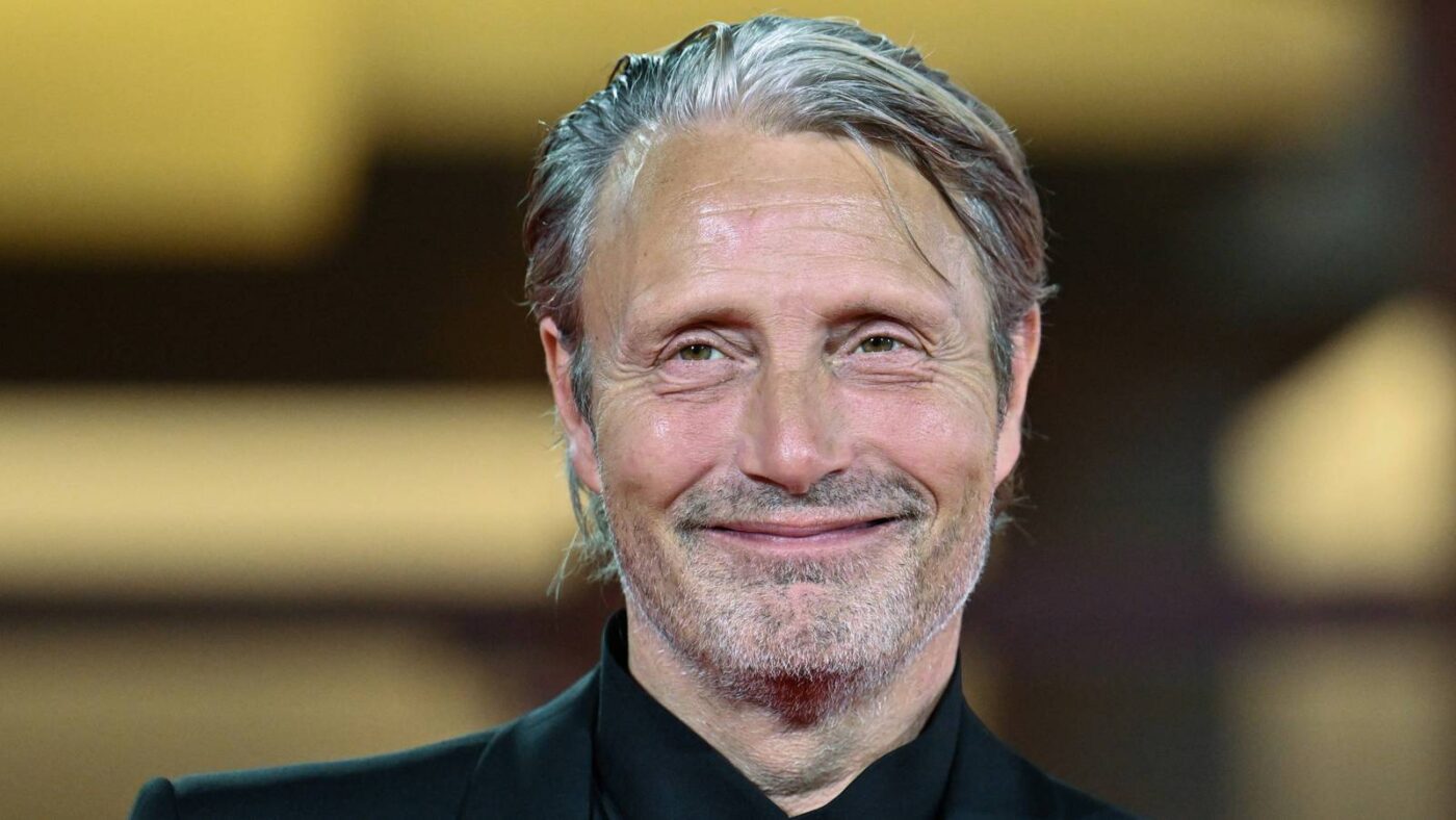 Mads Mikkelsen em novo terror: trailer de caça a monstros revela reencontro com Hannibal