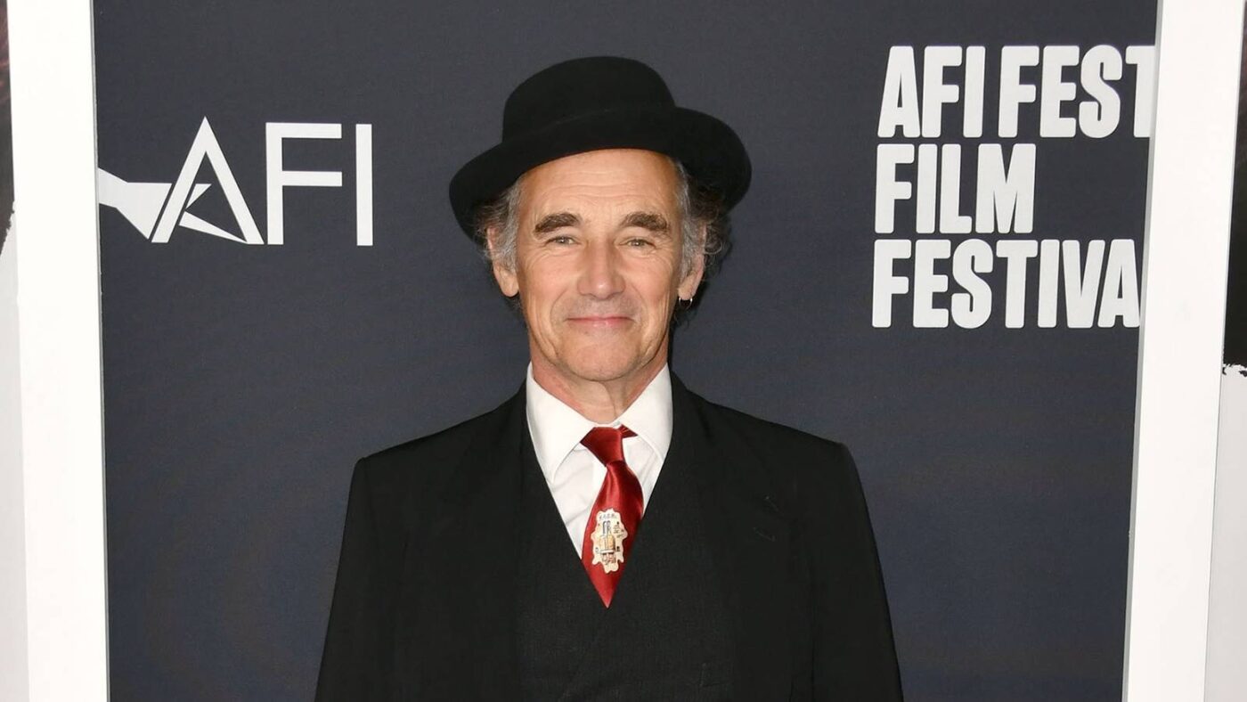 Sir Ian McKellen em Filme de IA de Luca Guadagnino