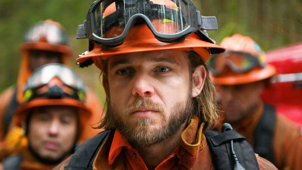 Fire Country: Ignorar a Tragédia de Leone Seria um Erro Após o Episódio de Estreia da 4ª Temporada