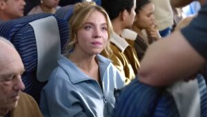 Sydney Sweeney: Comédia Romântica Procura Nova Casa no Streaming