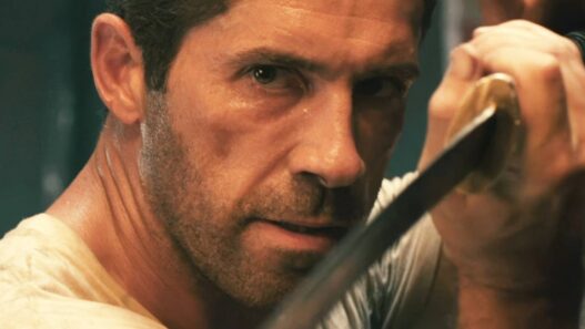 Lance Reddick: Novo thriller de época promete caos