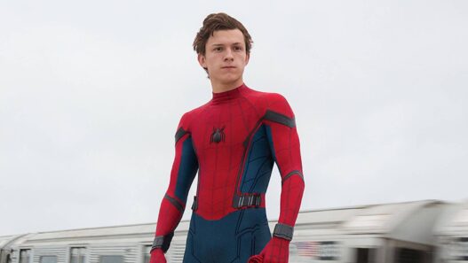 Tom Holland hospitalizado após acidente em dublê de Homem-Aranha