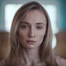 Sophie Turner como a nova Lara Croft em Trust: Um vislumbre exclusivo