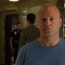 Michael Chiklis e Liam Neeson: quase uma briga em novo filme de ação