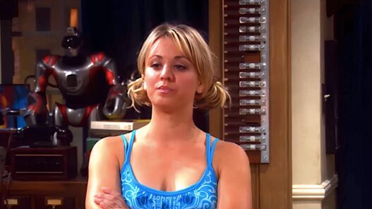 Penny e a 'Síndrome da Acomodação' em The Big Bang Theory: Um paralelo com outra sitcom