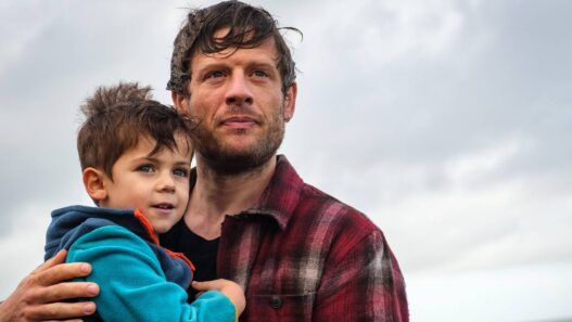 Playing Nice: Série de drama que explora trauma com detalhes