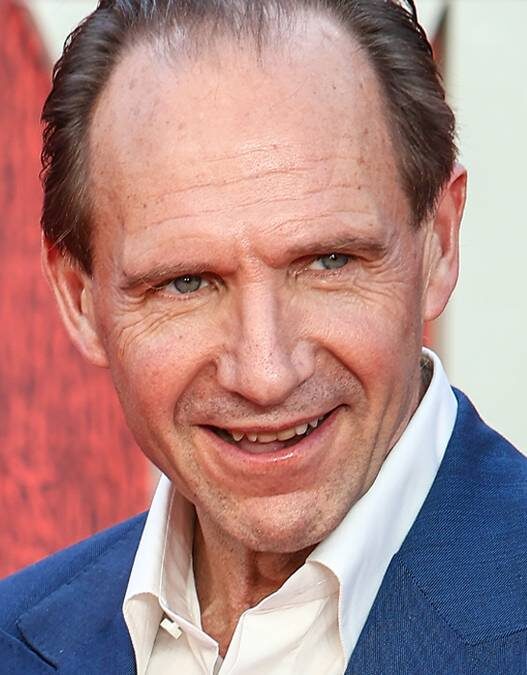 Ralph Fiennes em Jogos Vorazes: Imagem revela o Pacificador
