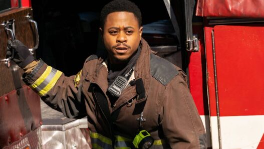 Retorno de Ritter em Chicago Fire: Mistério sobre saída de Daniel Kyri