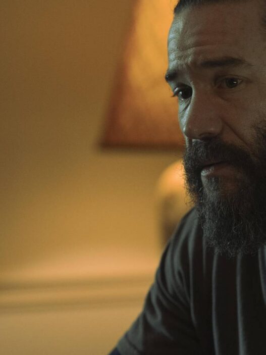 Ator de drama policial da HBO revela conexão pessoal com personagem