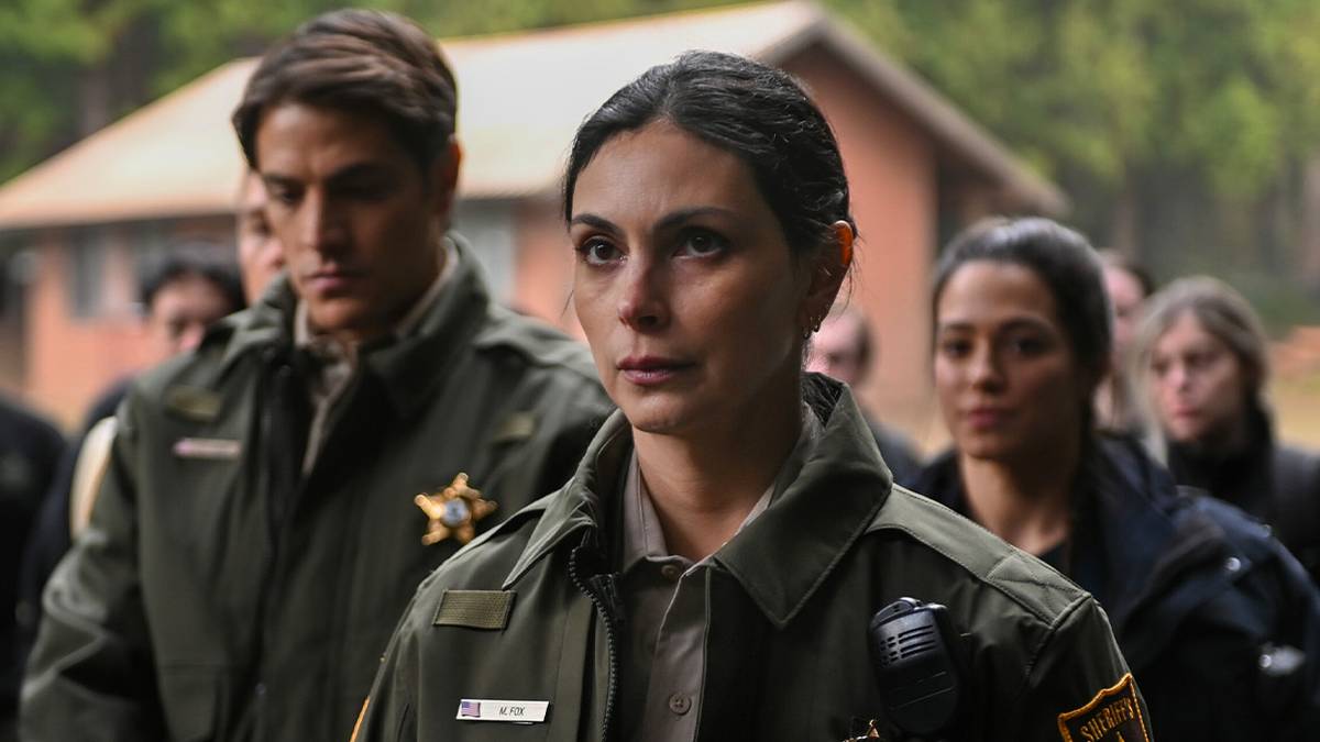 Morena Baccarin em Trailer de 'Sheriff Country'