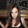 Kaya Scodelario e o impacto de Skins 15 anos depois