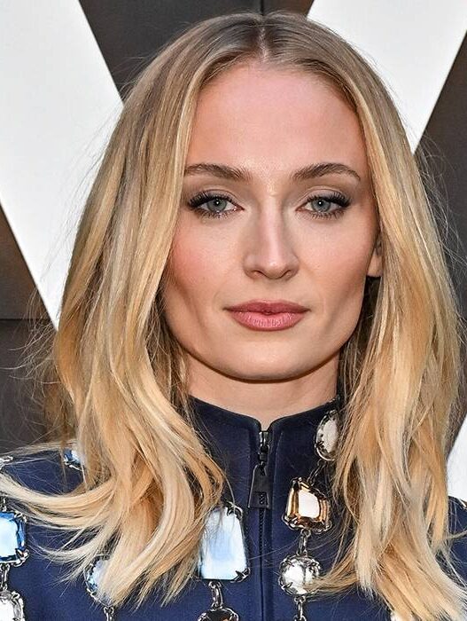Série Tomb Raider com Sophie Turner: Data de início da produção confirmada