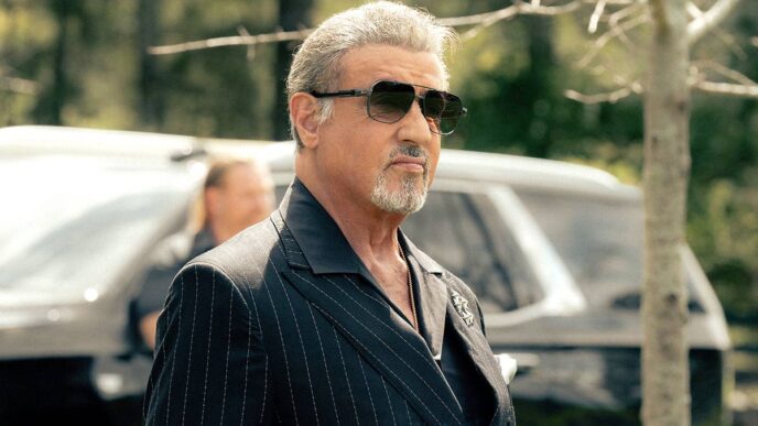 Sylvester Stallone elogia vilão de Tulsa King: ‘Cara assustador’