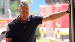 Retorno de personagem em Chicago Fire: 14ª temporada agrada, mas saída de bombeiro intriga