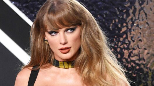 Taylor Swift e o drama jurídico: relatos conflitantes sobre sua participação