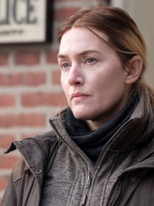Kate Winslet : Drama policial de 95% de aprovação volta aos charts