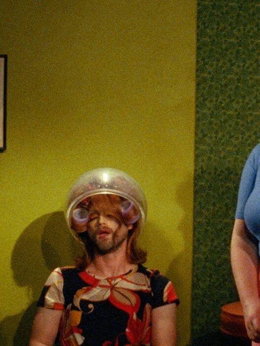 Terror feminino em ‘The Cramps’: Novo filme mistura humor John Waters com amadurecimento