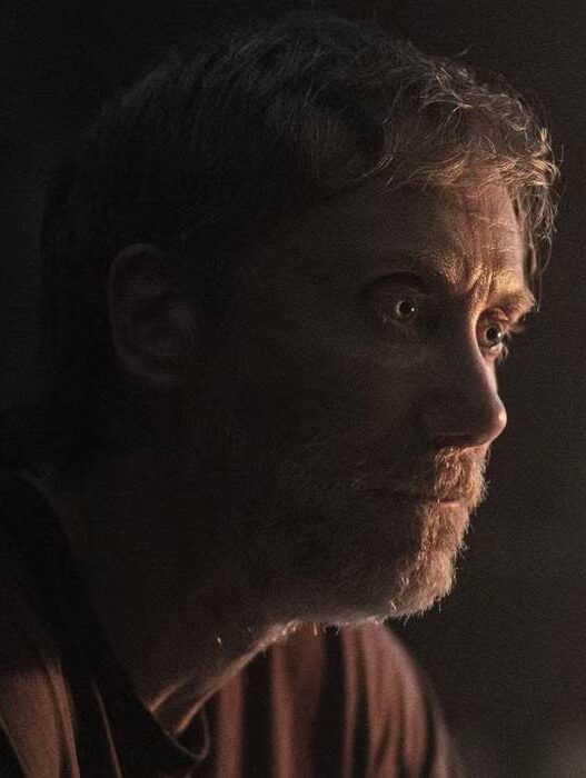 Stephen Merchant em TWD: Daryl Dixon: quem é seu personagem e como ele chegou à Espanha?