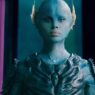 Atriz de Doctor Who elogia roteirista após temporada 15: 'Escritor tão inteligente'
