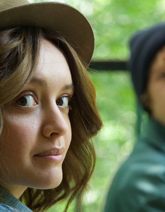 Olivia Cooke em comédia antes de 'The Girlfriend'