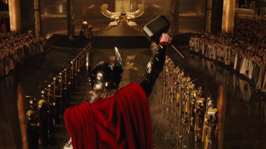 6 Personagens da Marvel que poderiam levantar o Mjolnir