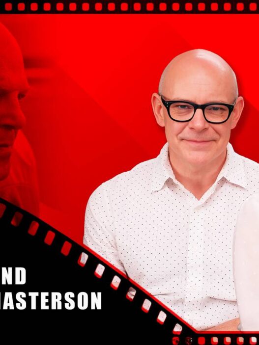 Rob Corddry e Mary Stuart Masterson em 'The Senior'