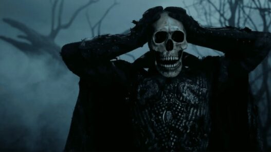 O Melhor Filme de Tim Burton para o Halloween (e ficou mais fácil de assistir)