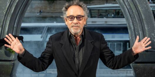 A adaptação de US$ 475 milhões de Tim Burton domina o Netflix