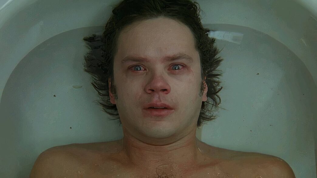 Terror psicológico de Tim Robbins retorna aos cinemas após 35 anos