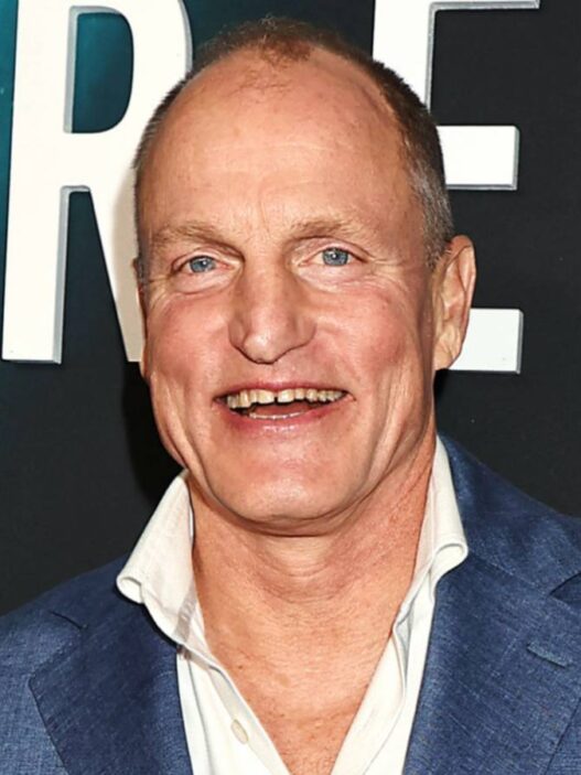 Flop de bilheteria, filme de Woody Harrelson faz sucesso no streaming