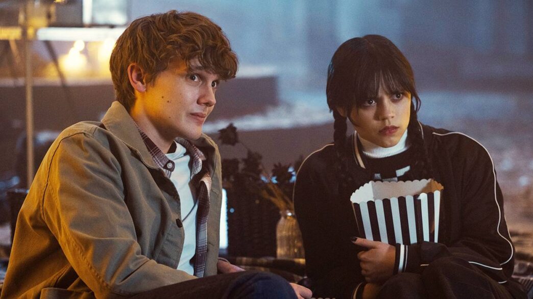 Hunter Doohan alimenta expectativas para 3ª temporada de Wednesday: "Eu queria que Jenna fosse minha mestre"