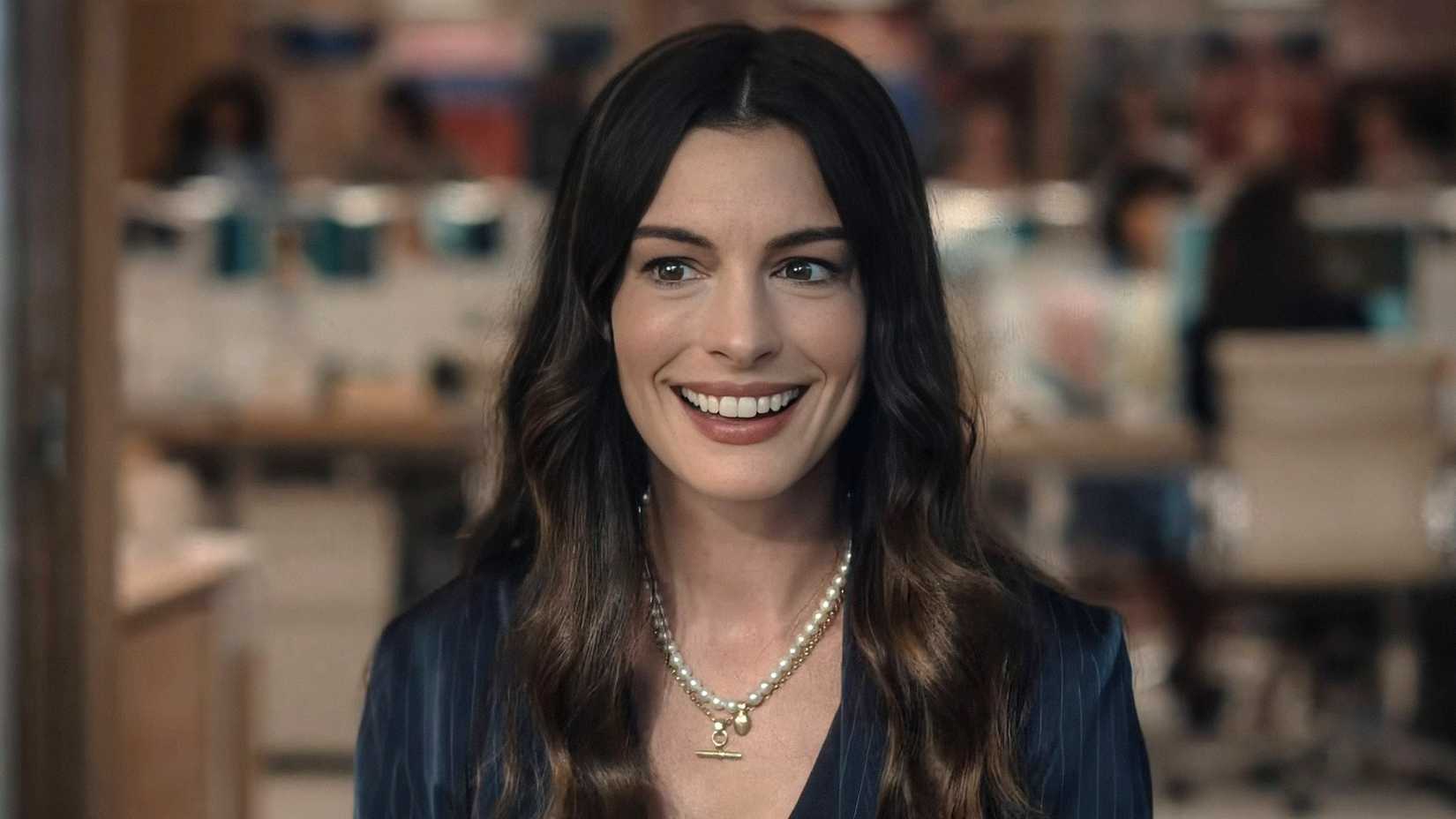 Anne Hathaway como Andy Sachs em O Diabo Veste Prada 2