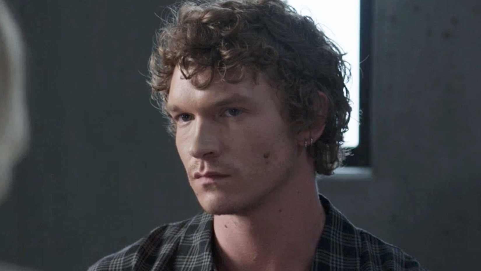 Connor Storrie como Lance Kingston em Criminal Minds, temporada 19, episódio 4