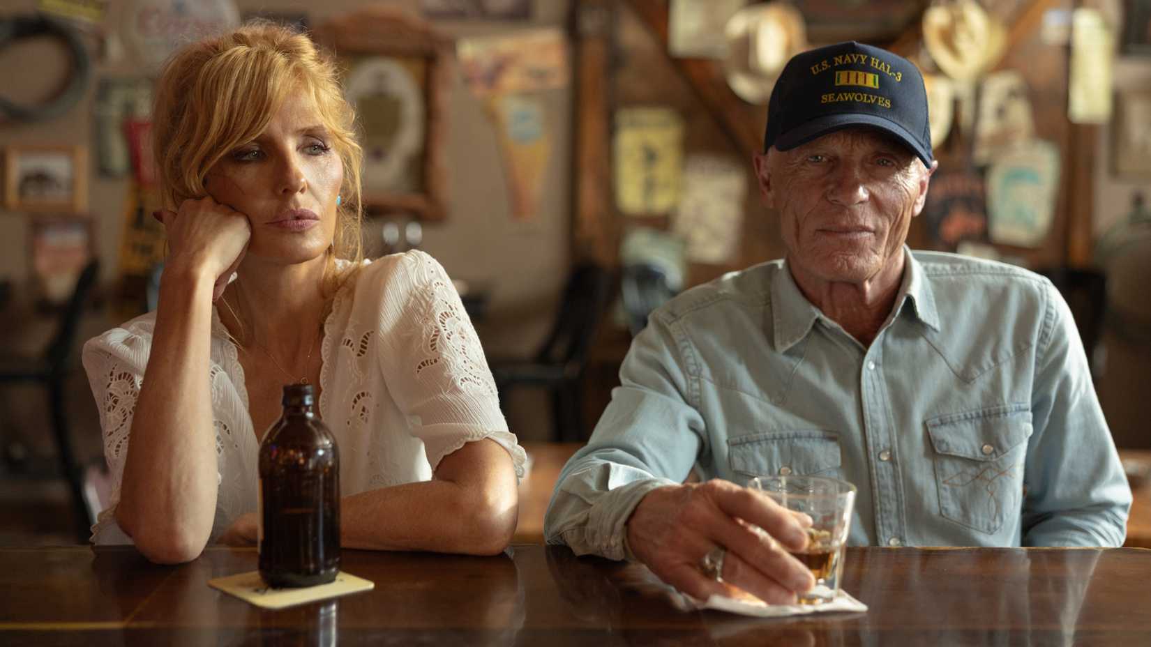 Kelly Reilly e Ed Harris no Dutton Ranch