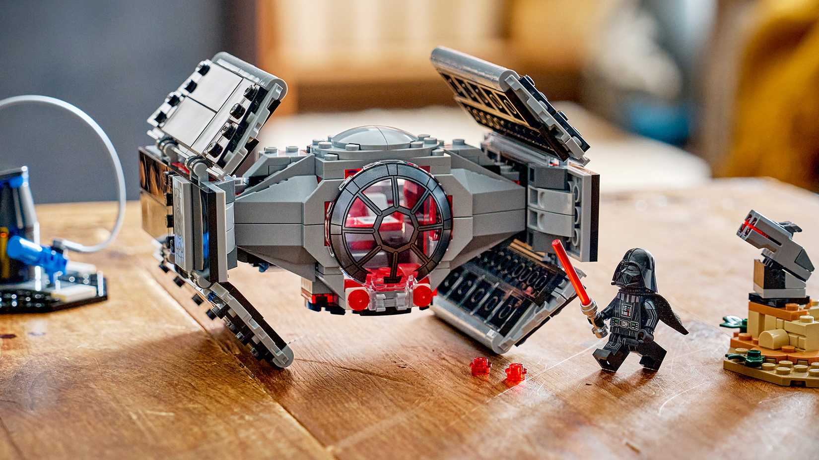 Darth Vader em conjunto LEGO Star Wars da linha Smart Play