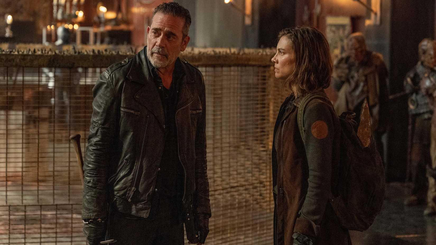 Negan e Maggie em cena da segunda temporada de The Walking Dead: Dead City