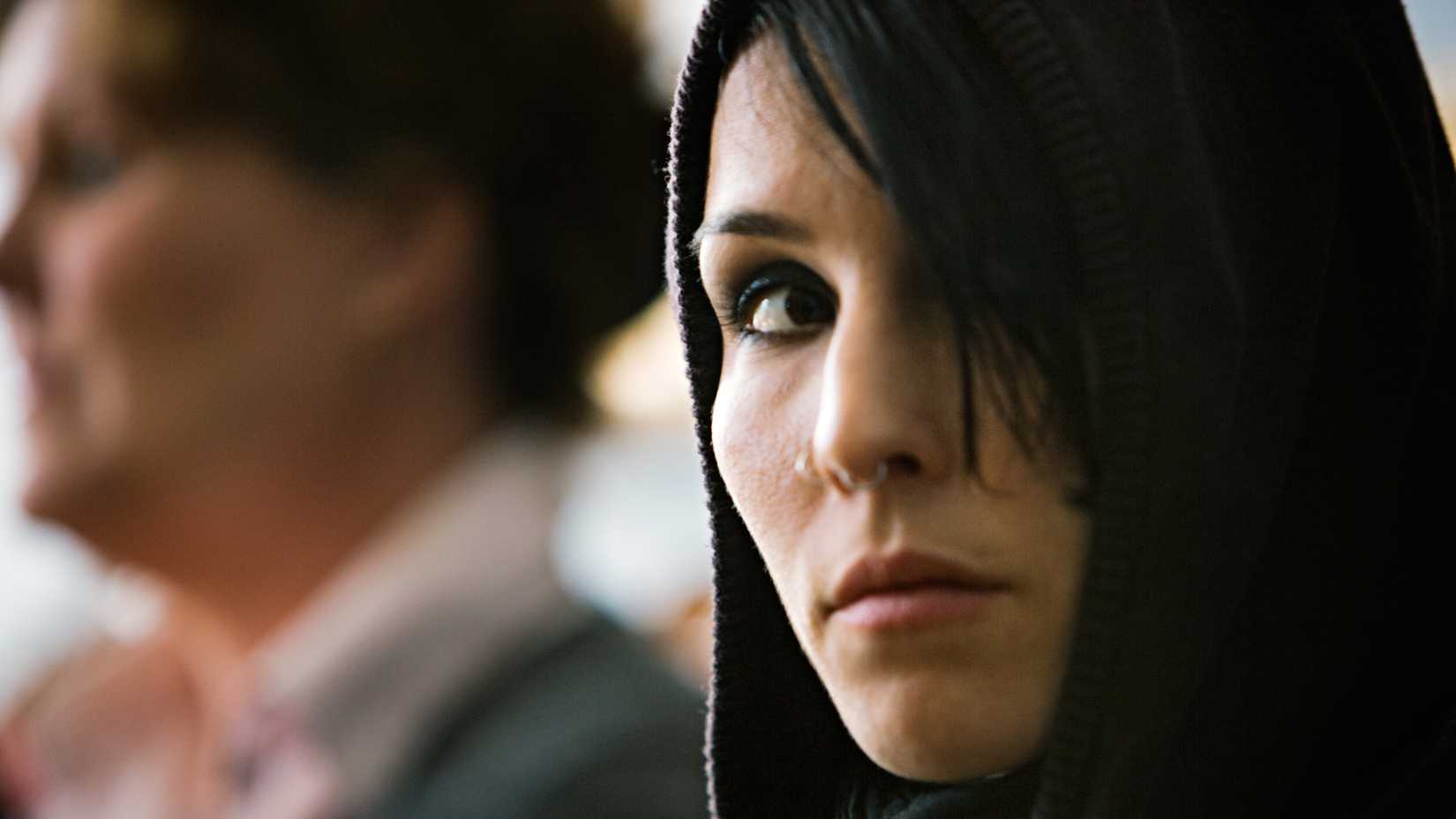 Noomi Rapace como Lisbeth Salander em Millennium: Os Homens que Não Amavam as Mulheres