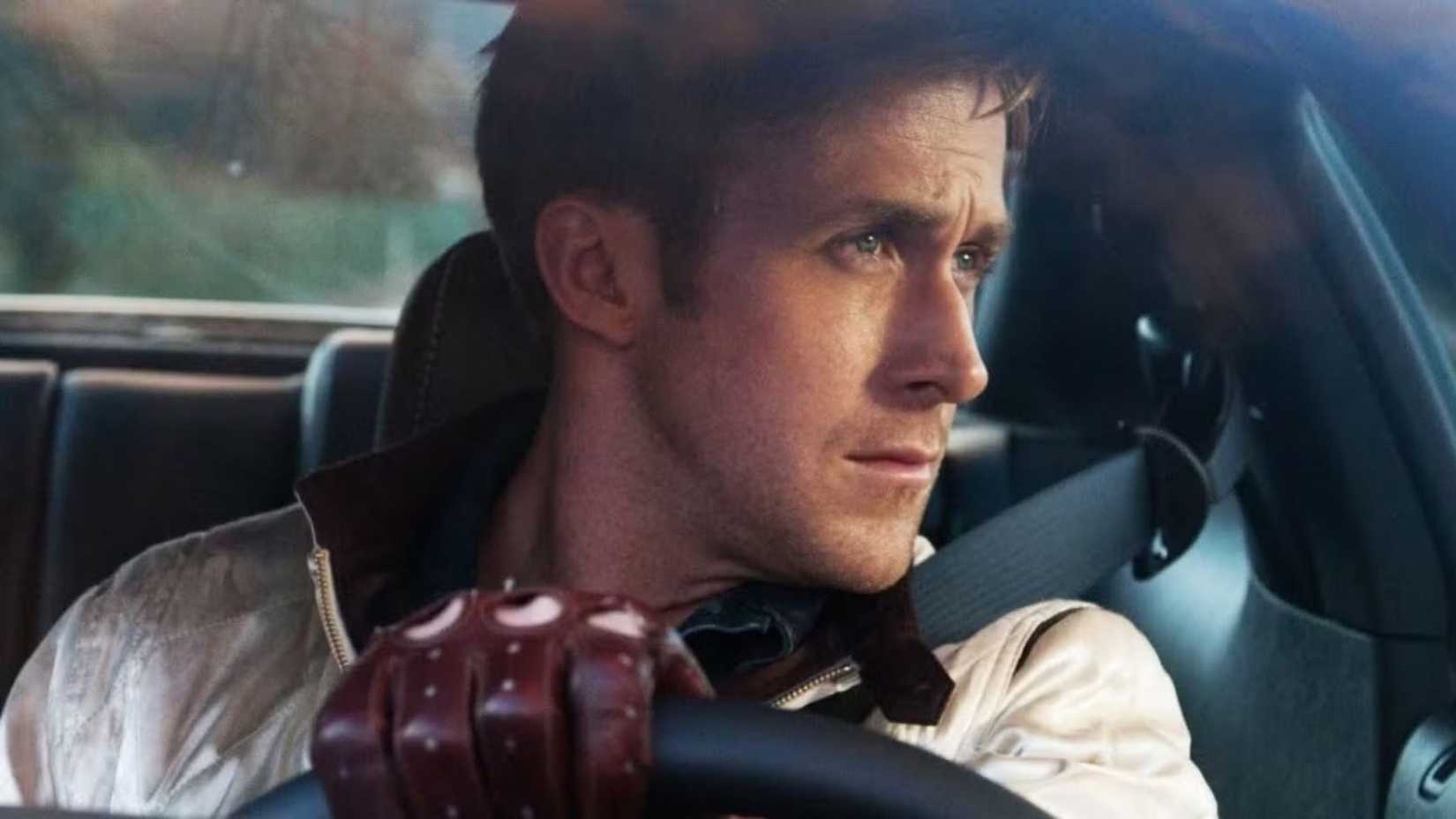 Ryan Gosling como o protagonista em Drive