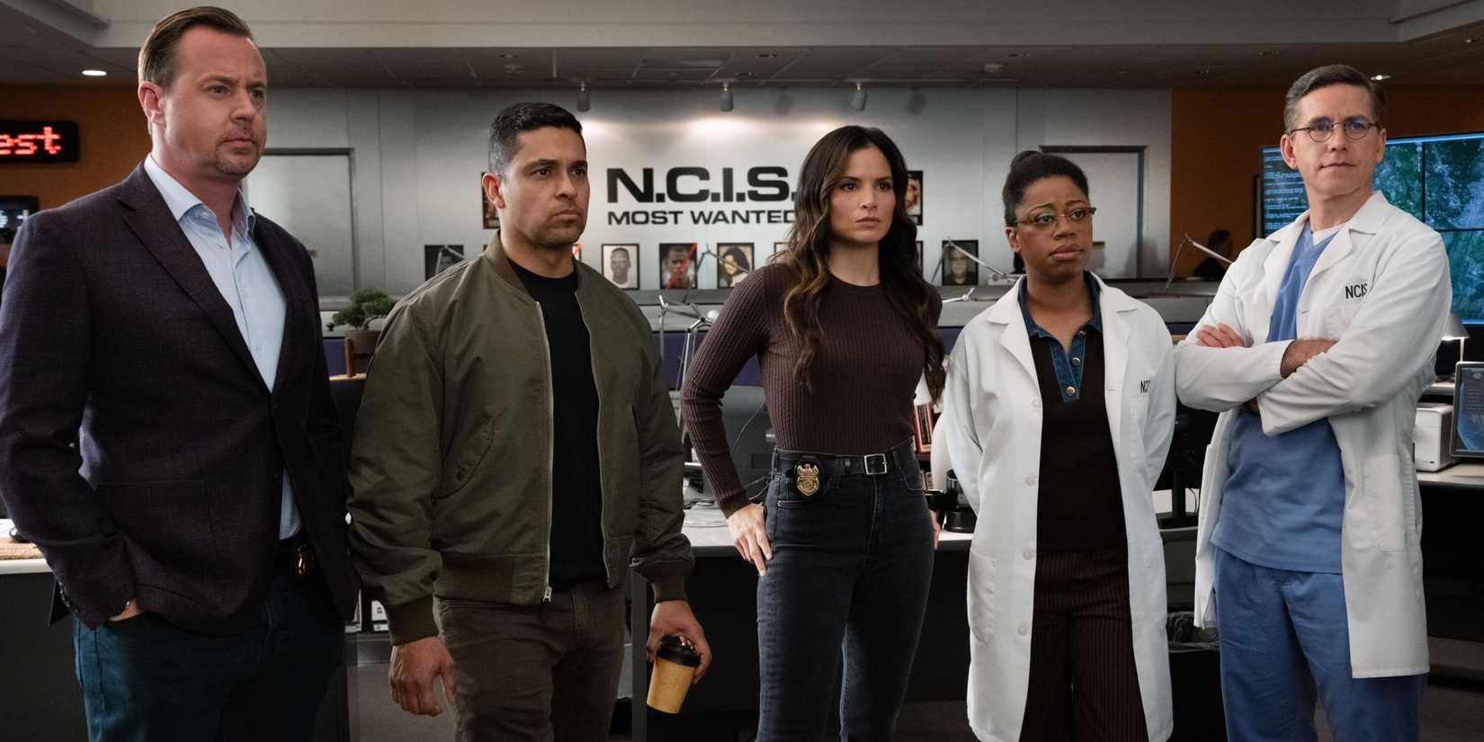 Sean Murray, Wilmer Valderrama, Katrina Law, Diona Reasonover e Brian Dietzen em NCIS